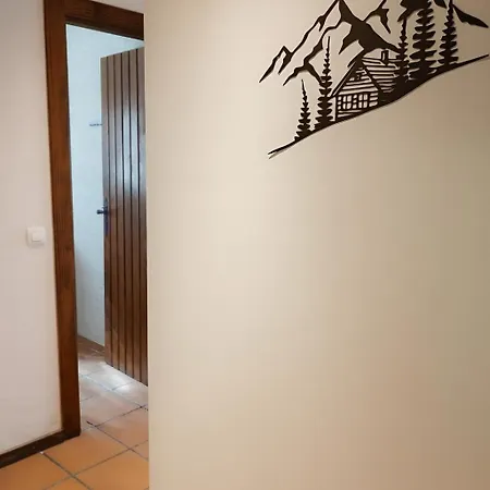 Yeti Guest house Sierra Nevada